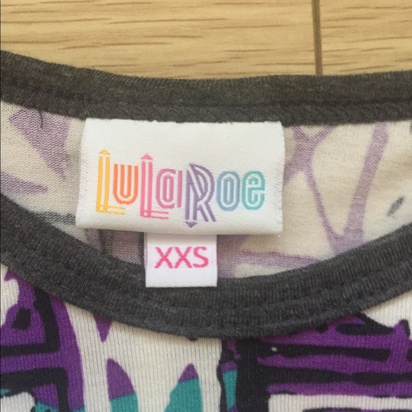 LulaRoe Randy Top - Picture 3 of 3